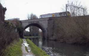 Nash Mills canal bridge 2007 (2)